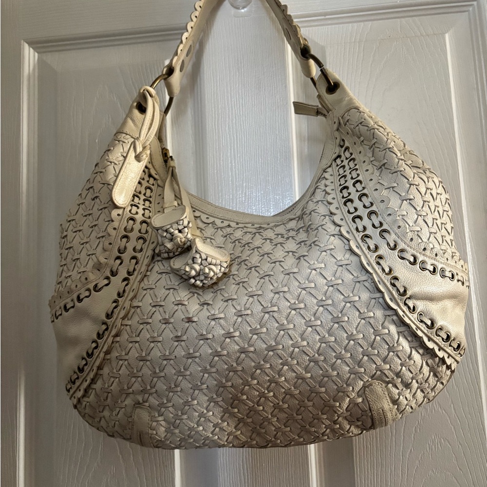 VINTAGE ISABELLA FIORE LEATHER WOVEN HOBO SHOULDER BAG